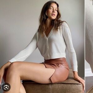 Aritzia Wilfred Light Cropped Cardigan